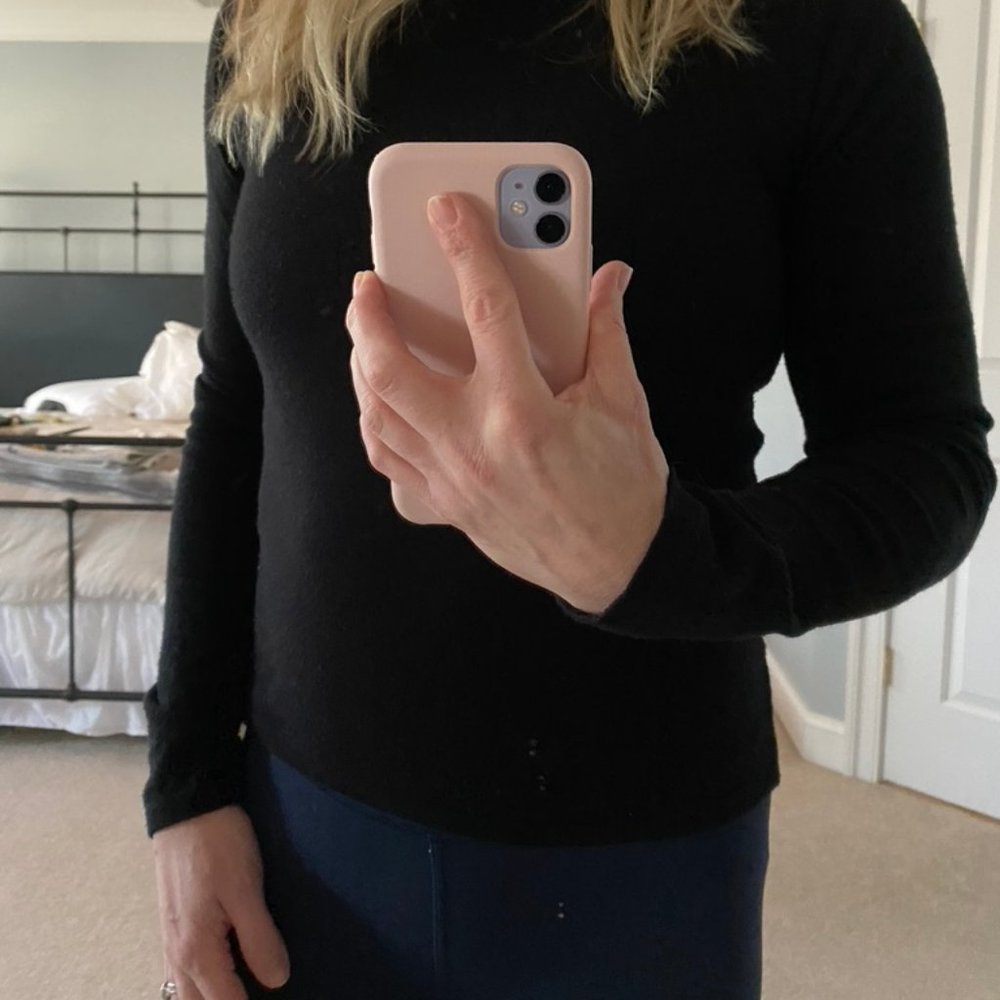 Brandy Melville Black Cropped Turtleneck
